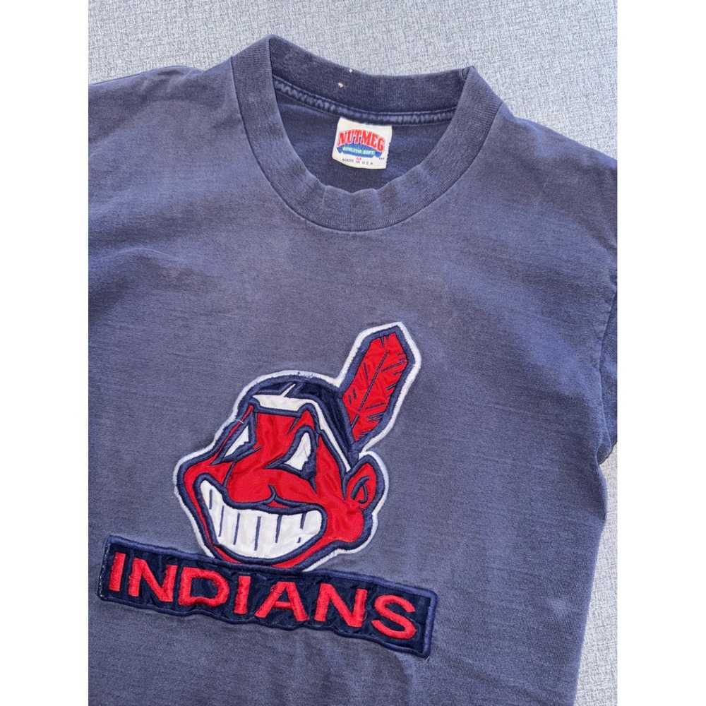 Vintage 90s Nutmeg Cleveland Indians‎ T Shirt Chief Wahoo Embroidered Navy M USA